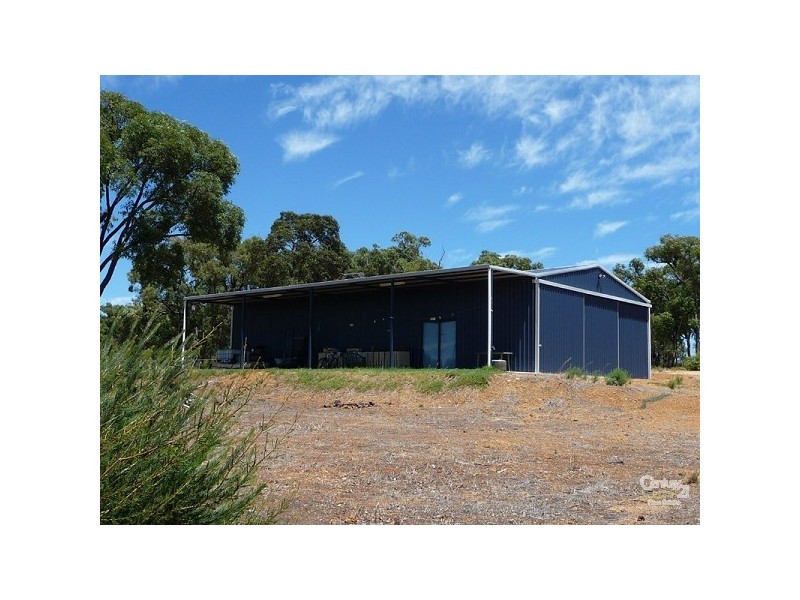 26 Honeypot Road, Lower Chittering WA 6084