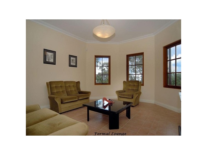 79 Kalamunda Road, Kalamunda WA 6076