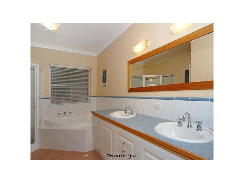 79 Kalamunda Road, Kalamunda WA 6076