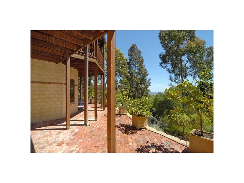 79 Kalamunda Road, Kalamunda WA 6076