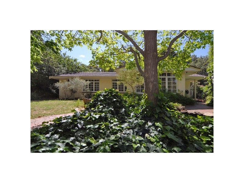 11 Taylor Road, Kalamunda WA 6076