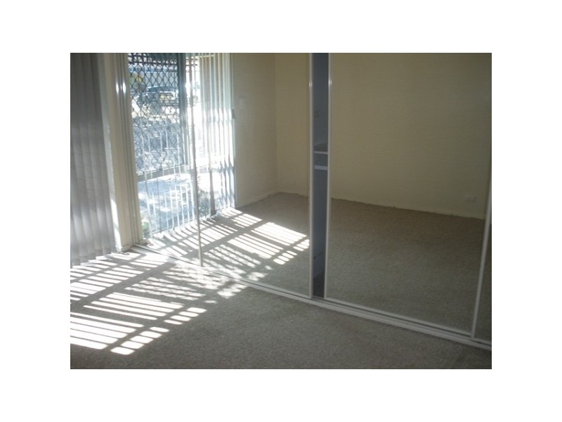 4 Hale Road, Forrestfield WA 6058