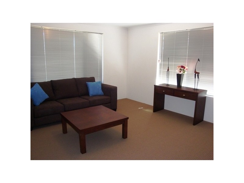 83 Sheffield Road, Wattle Grove WA 6107