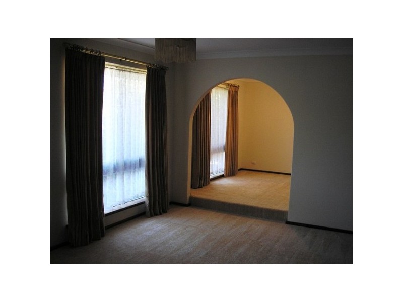 72 Allamanda Way, Forrestfield WA 6058