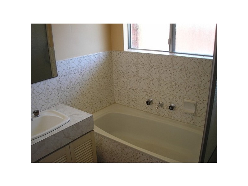 72 Allamanda Way, Forrestfield WA 6058