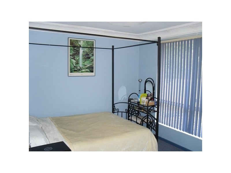 16 Pelican Loop, High Wycombe WA 6057