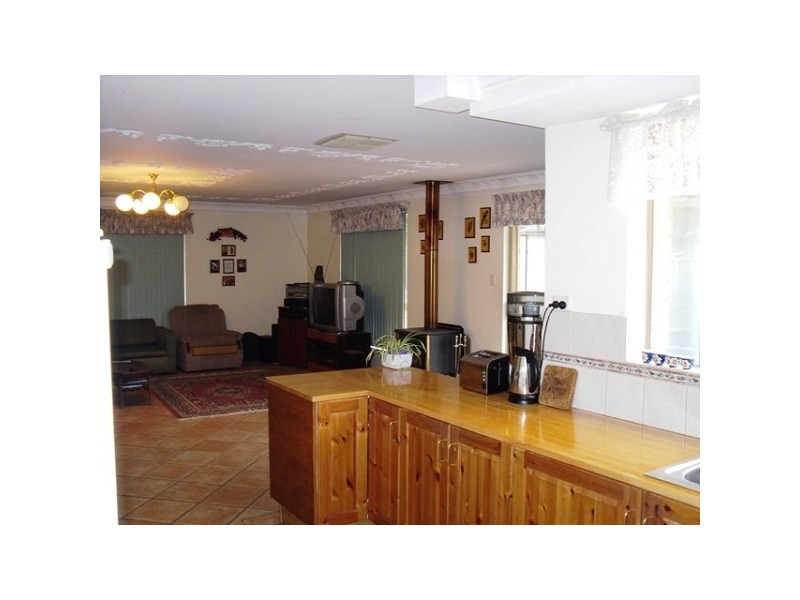 16 Pelican Loop, High Wycombe WA 6057