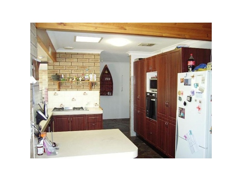 64 Agincourt Drive, Forrestfield WA 6058
