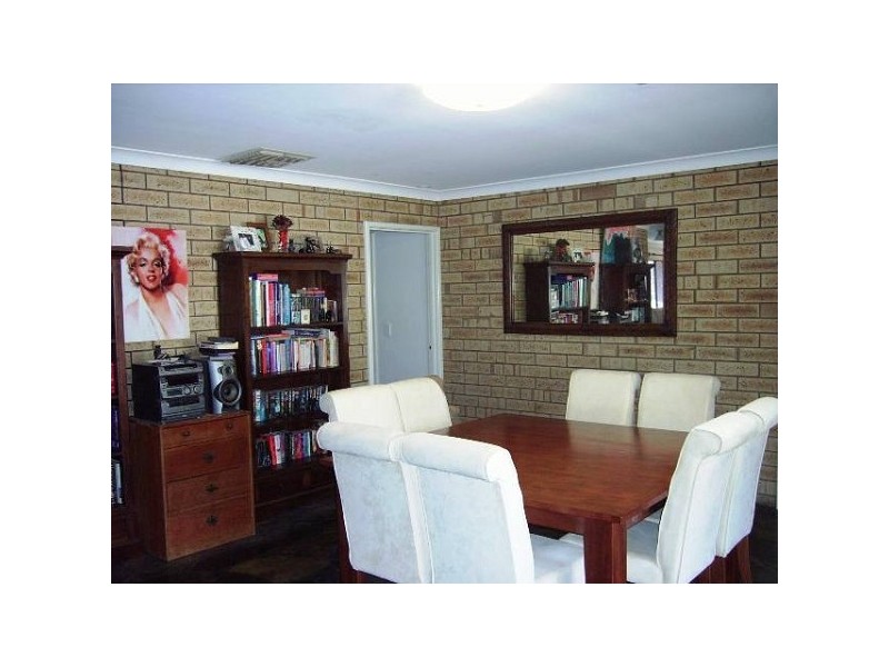 64 Agincourt Drive, Forrestfield WA 6058