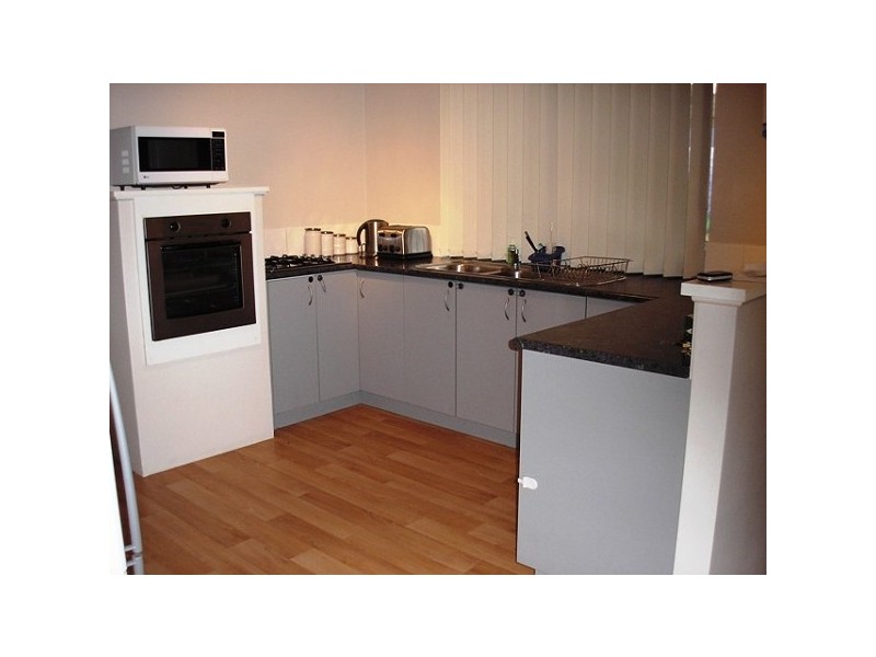 17 Seville Road, Forrestfield WA 6058