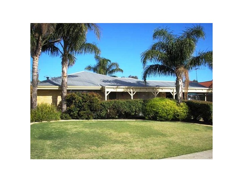 29 Marble Place, Forrestfield WA 6058