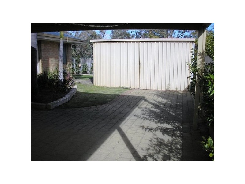 29 Marble Place, Forrestfield WA 6058