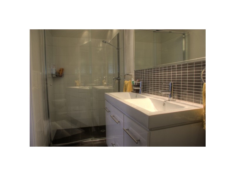 Gooseberry Hill WA 6076