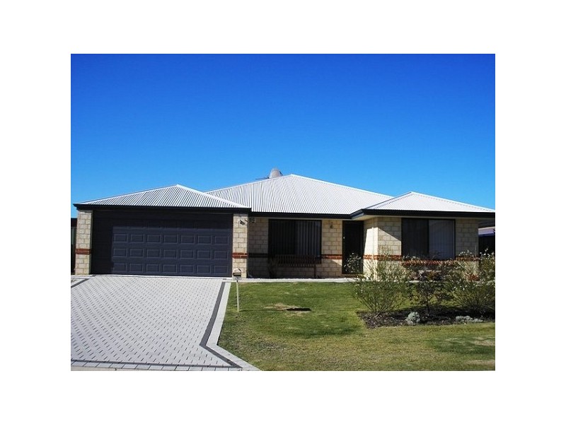 26 Merlin Way, Wattle Grove WA 6107