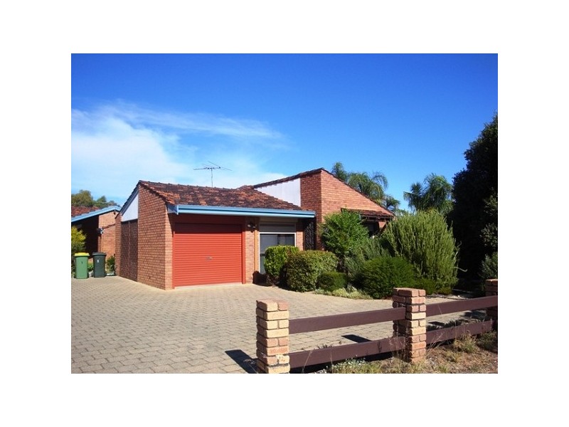 1/22-24 Morris Drive, Forrestfield WA 6058