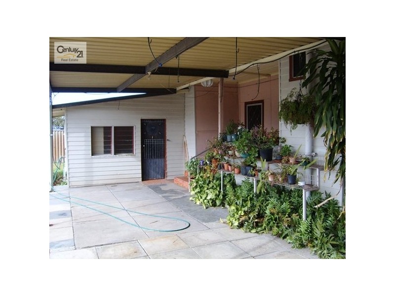 455 Knutsford Ave, Kewdale WA 6105