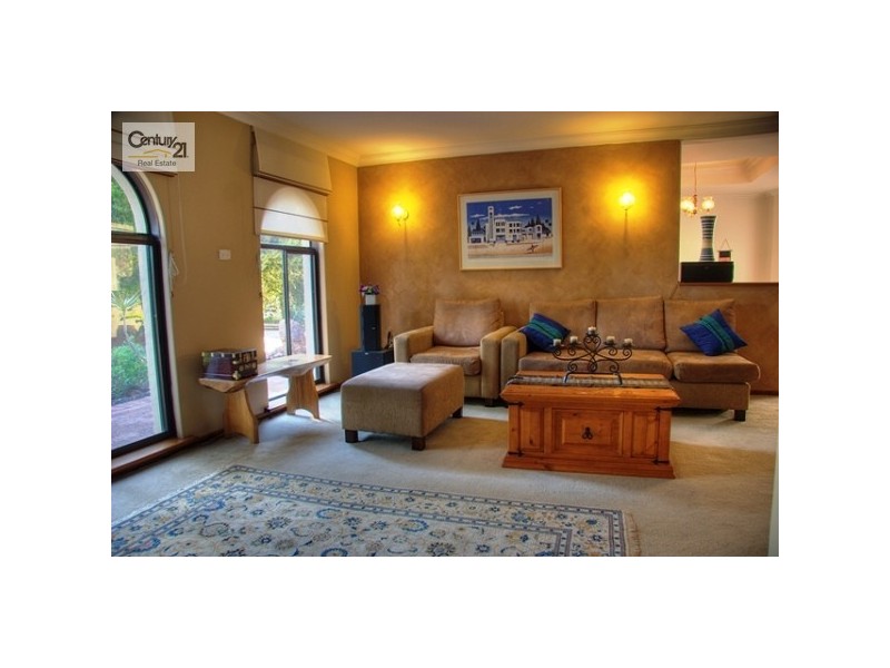 6 Moingup Street, Lesmurdie WA 6076