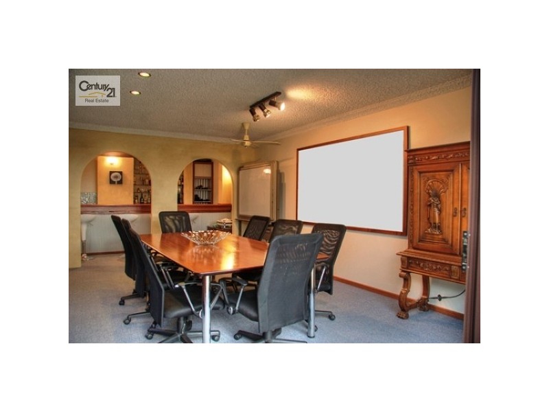 6 Moingup Street, Lesmurdie WA 6076