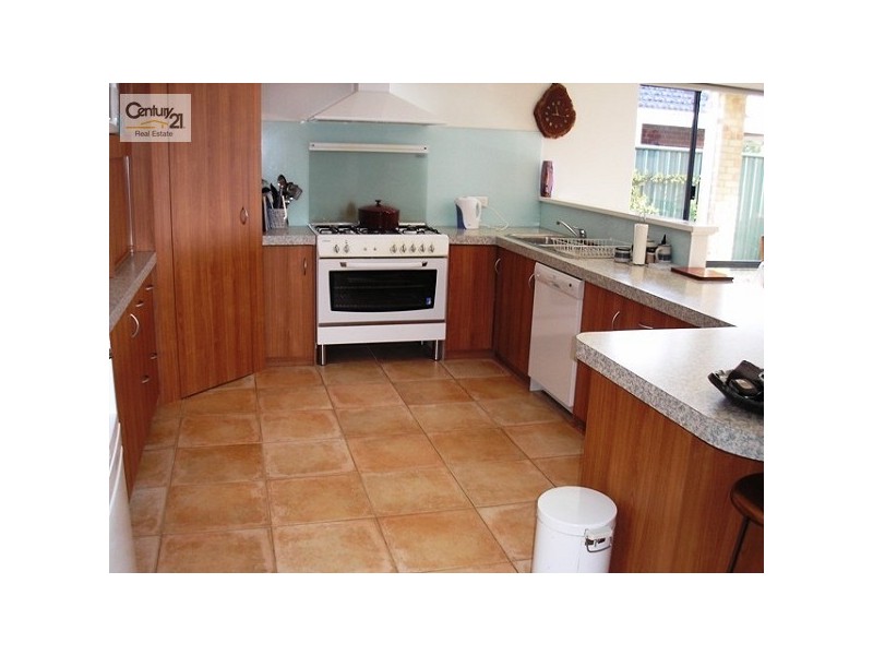 Wattle Grove WA 6107