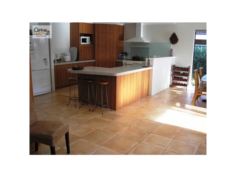 Wattle Grove WA 6107