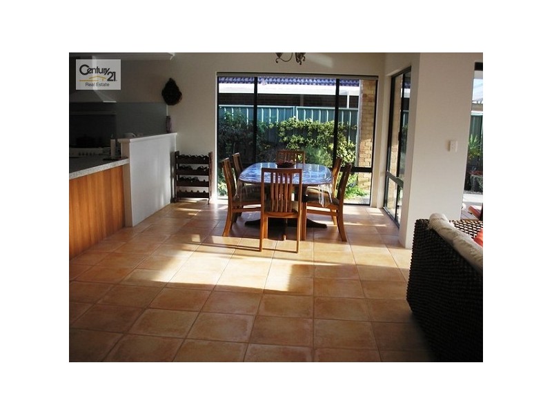 Wattle Grove WA 6107