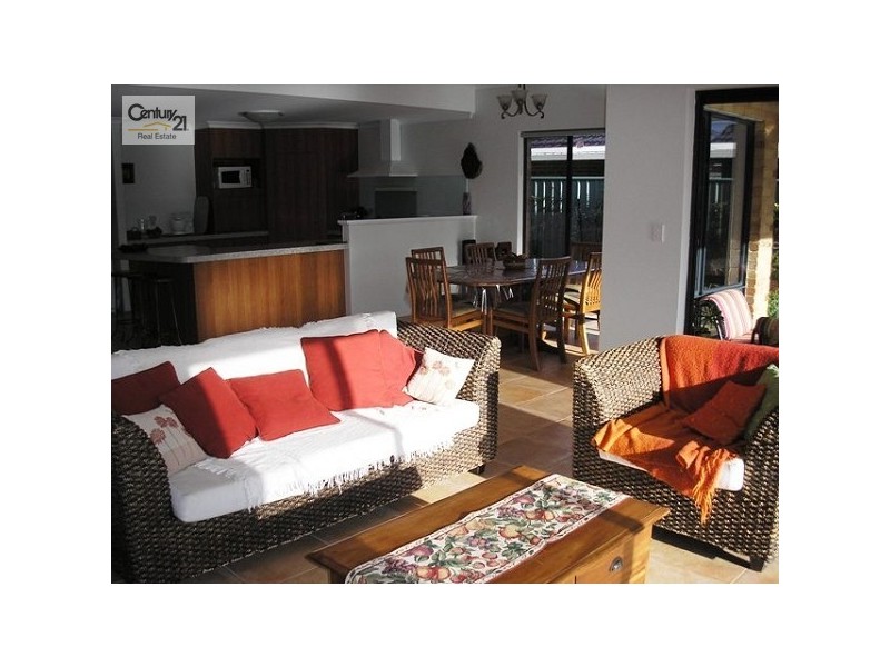 Wattle Grove WA 6107