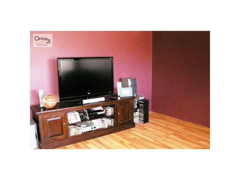 55 Gillings Parade, Wattle Grove WA 6107