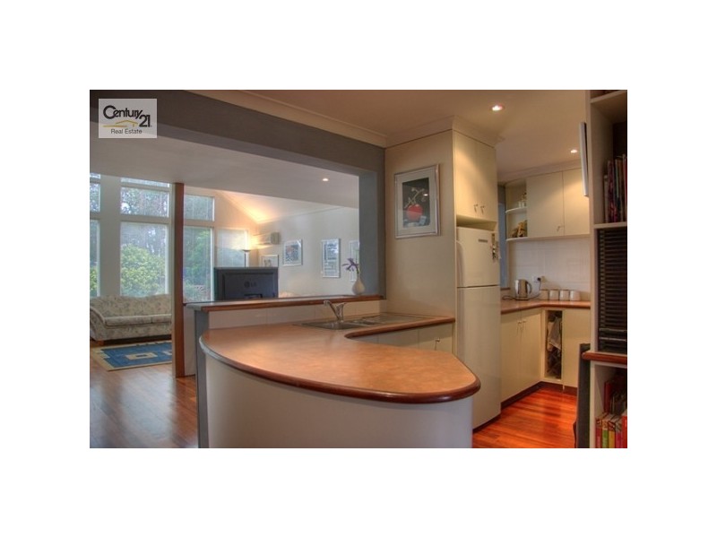 18 Woodlupine Court, Forrestfield WA 6058