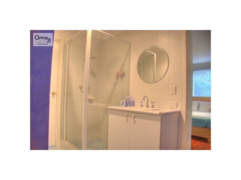 18 Woodlupine Court, Forrestfield WA 6058