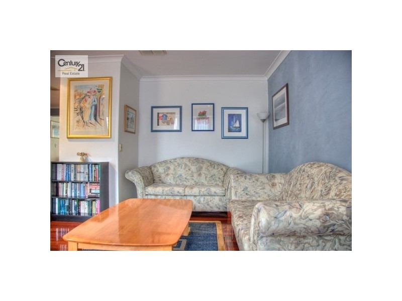 18 Woodlupine Court, Forrestfield WA 6058