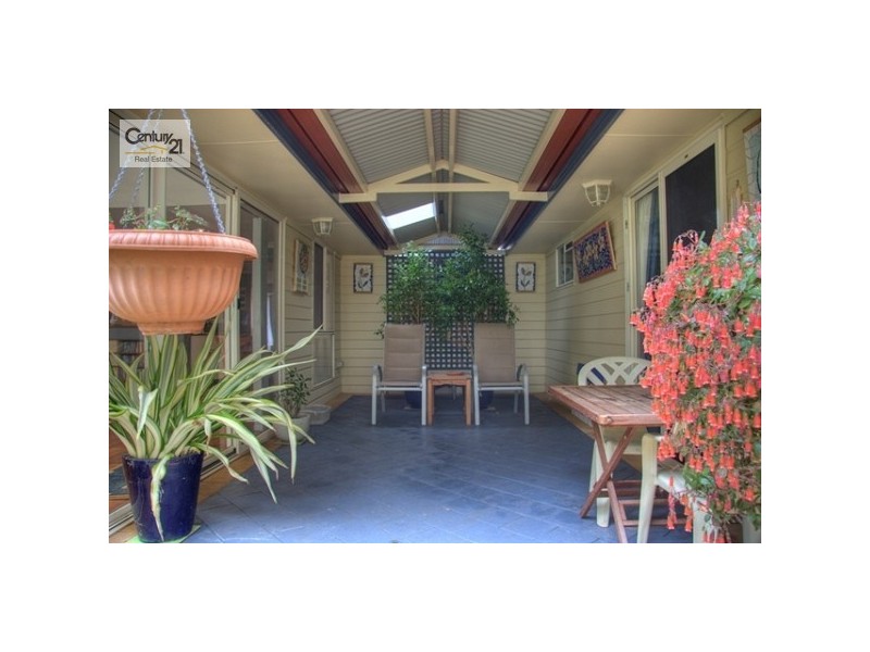 18 Woodlupine Court, Forrestfield WA 6058