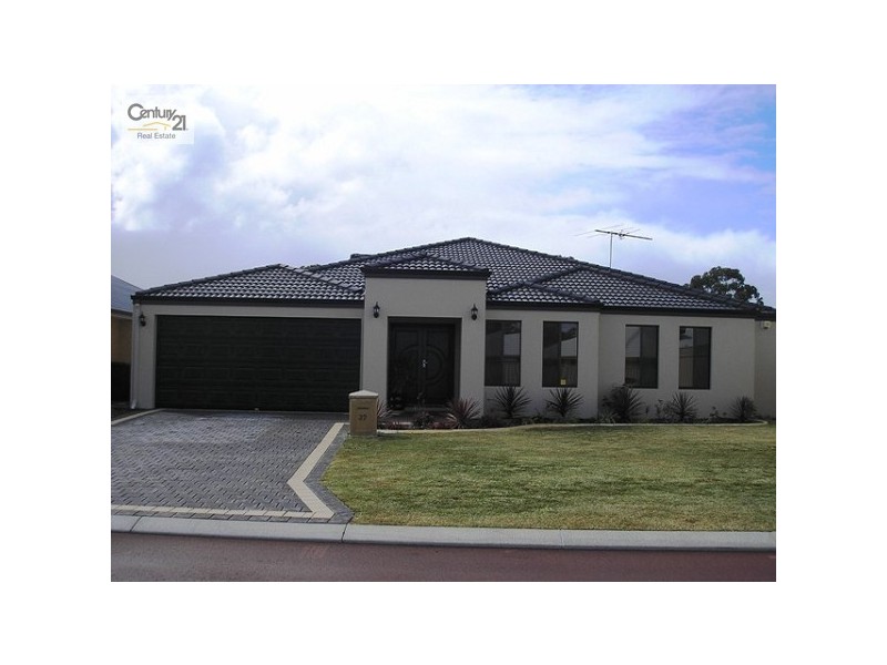 27 Kwilena Avenue, Wattle Grove WA 6107
