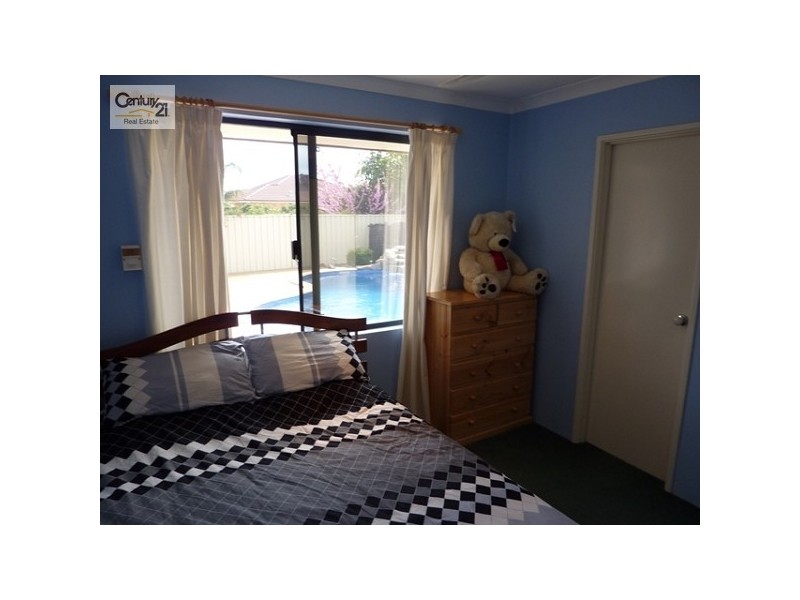 24 Jubata Court, Maida Vale WA 6057