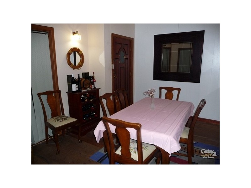 6 Radney Street, Willagee WA 6156