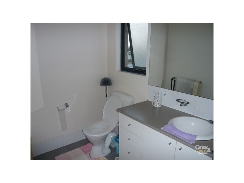 2/53 Woodloes Street, Cannington WA 6107