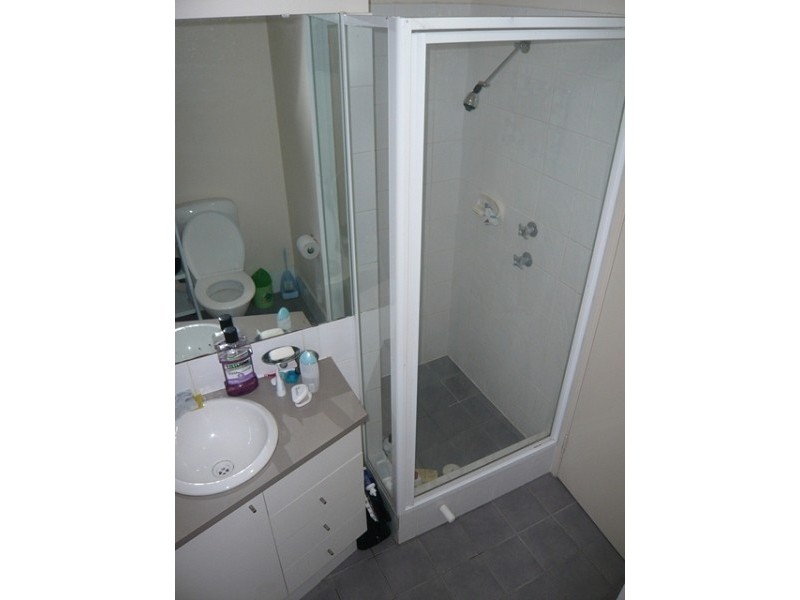 2/53 Woodloes Street, Cannington WA 6107