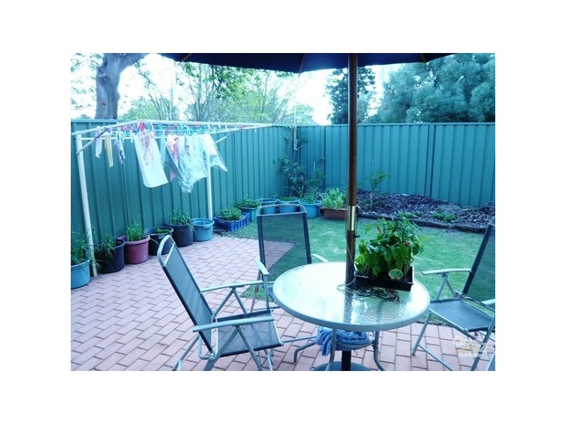 2/53 Woodloes Street, Cannington WA 6107