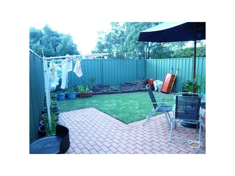 2/53 Woodloes Street, Cannington WA 6107