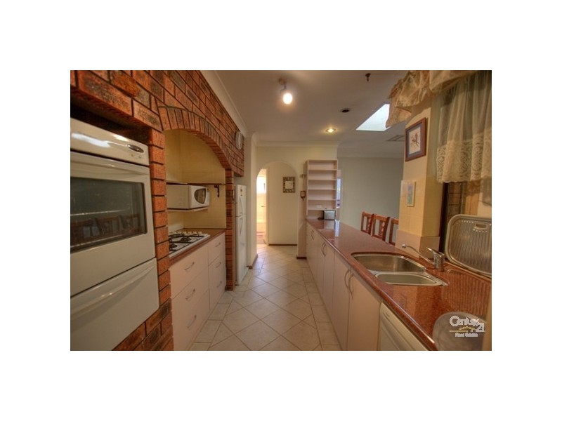 91 Grove Road, Lesmurdie WA 6076