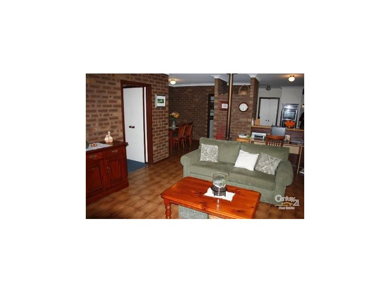 60 Cotherstone Road, Kalamunda WA 6076