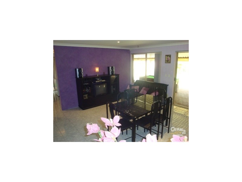 4 Quartz Lane, Forrestfield WA 6058