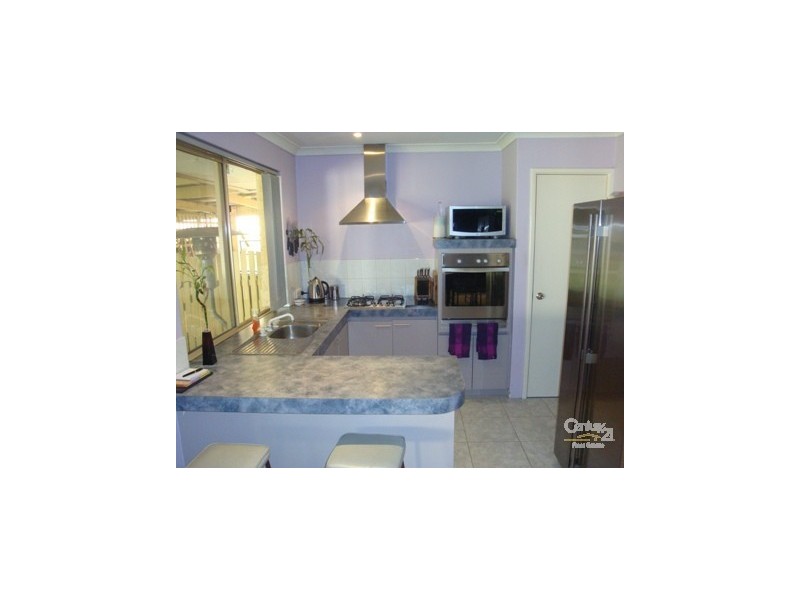 4 Quartz Lane, Forrestfield WA 6058