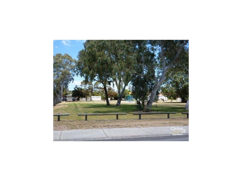 18 Wittenoom Road, High Wycombe WA 6057