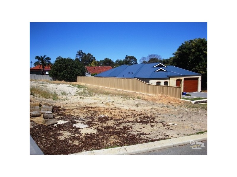 13A Mclarty Street, Cloverdale WA 6105