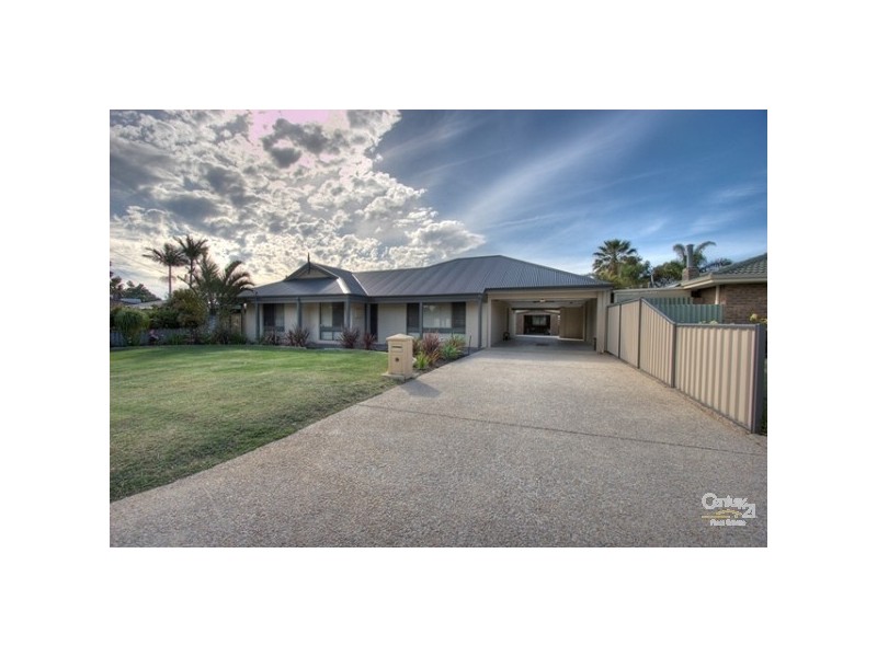 57 Carissa Way, Forrestfield WA 6058