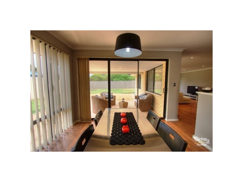 30 Buttercup Crescent High Wycombe, High Wycombe WA 6057