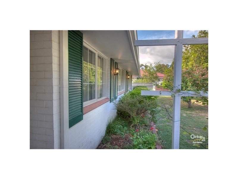 Gooseberry Hill WA 6076