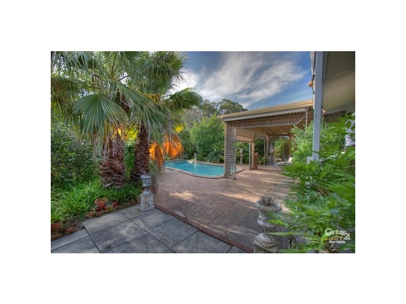 Gooseberry Hill WA 6076