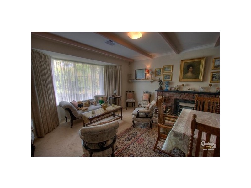 Gooseberry Hill WA 6076