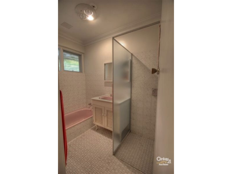 Gooseberry Hill WA 6076